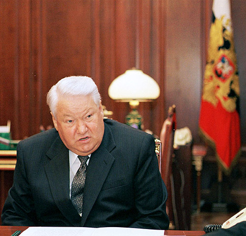 Борис Николаевич Ельцин, 1999 год, Кота, презентации